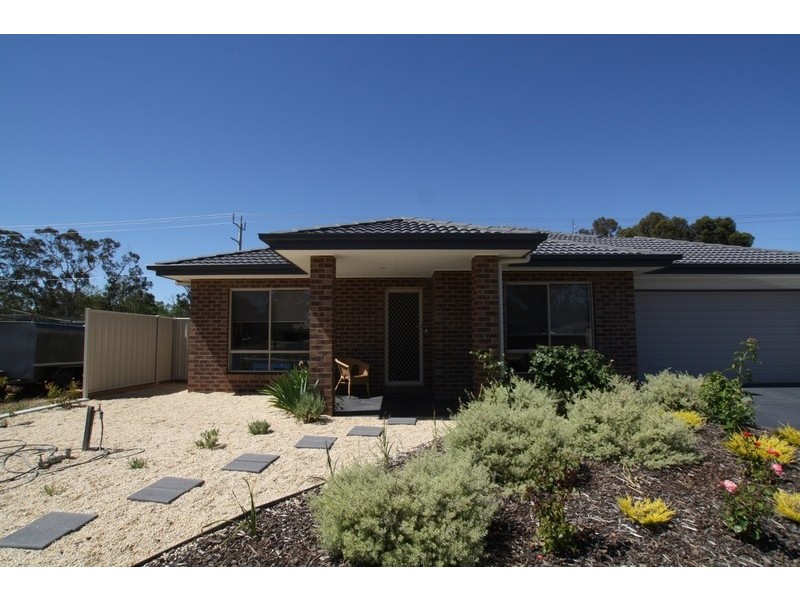 9 Sampson Place, Marong VIC 3515