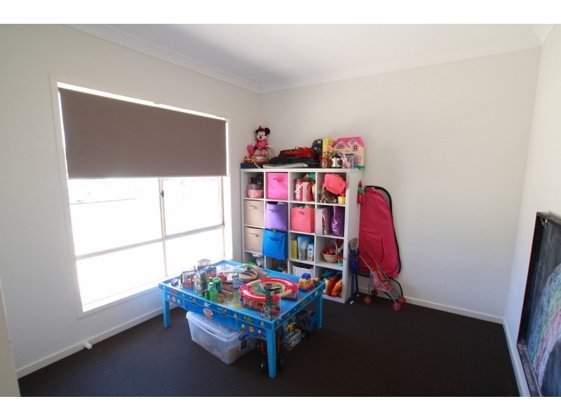 9 Sampson Place, Marong VIC 3515