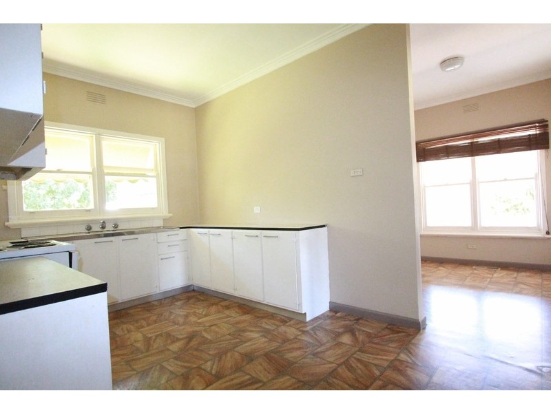 94 Somerville Street, Flora Hill VIC 3550