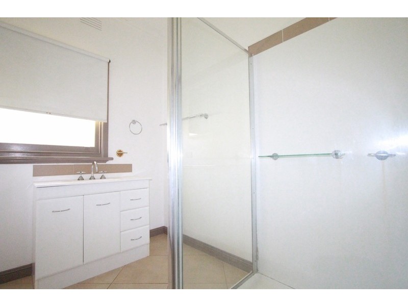 94 Somerville Street, Flora Hill VIC 3550