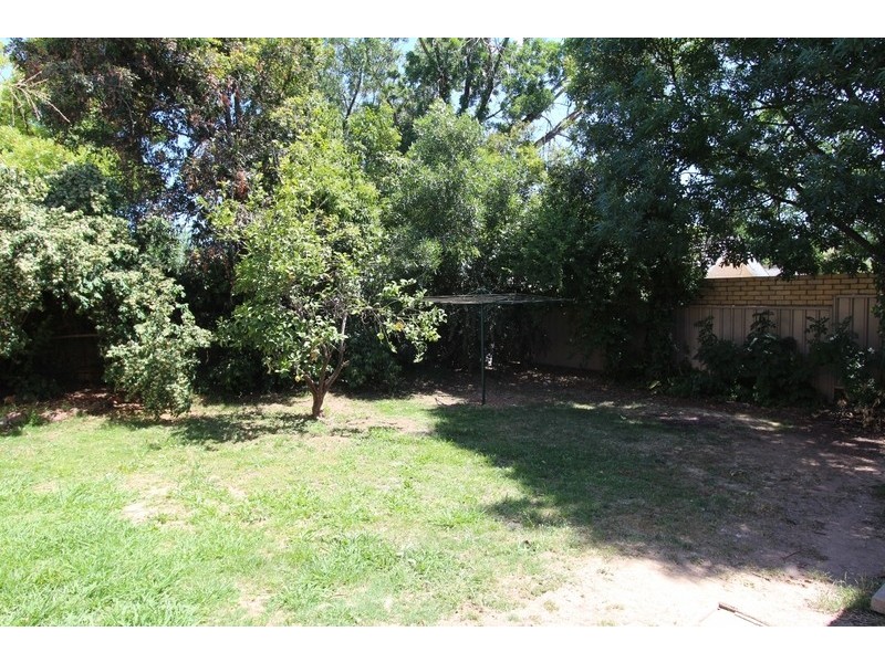 94 Somerville Street, Flora Hill VIC 3550