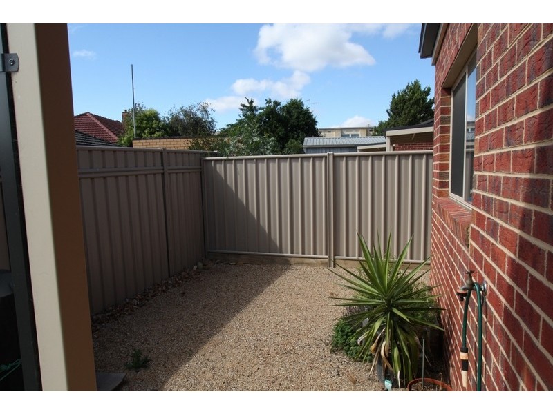 40 Mitchell Street, Kangaroo Flat VIC 3555