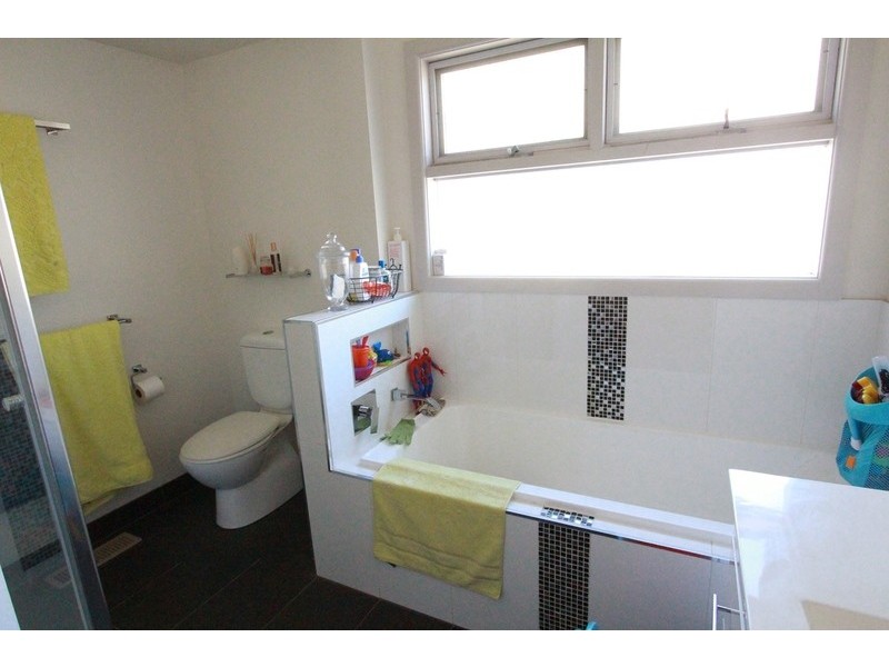 159 Neale Street, Flora Hill VIC 3550