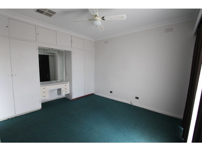 18 Specimen Hill Road, Golden Square VIC 3555