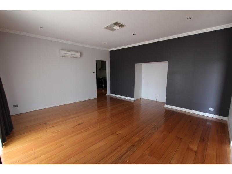 18 Specimen Hill Road, Golden Square VIC 3555