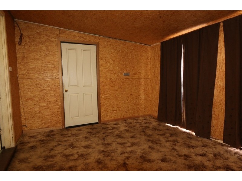 4 School St, California Gully VIC 3556