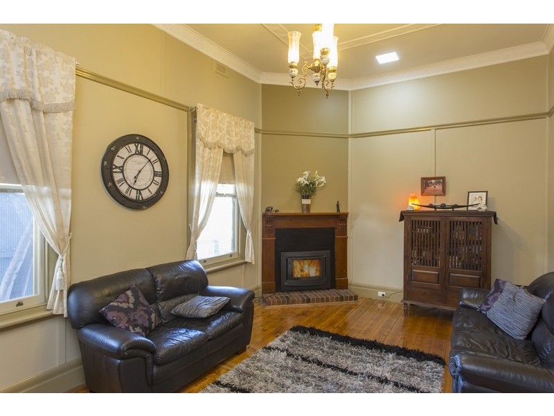 85 Thistle Street, Golden Square VIC 3555