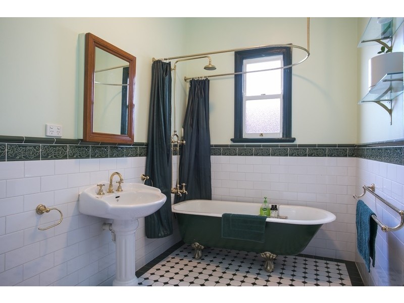 85 Thistle Street, Golden Square VIC 3555