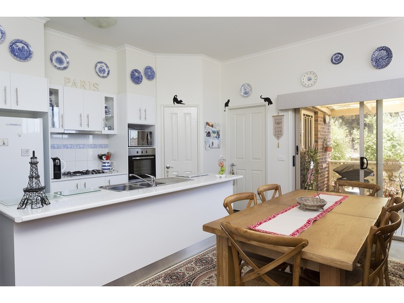 1 Rosewood Mews, Golden Square VIC 3555