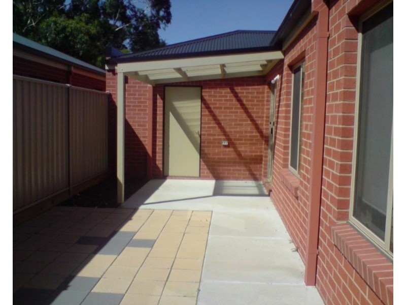 4 Riley Street, East Bendigo VIC 3550