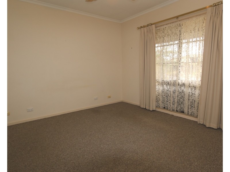 27 Akoonah Drive, Golden Square VIC 3555