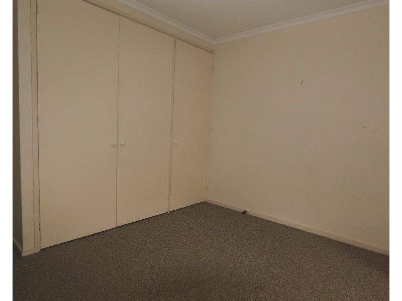 27 Akoonah Drive, Golden Square VIC 3555