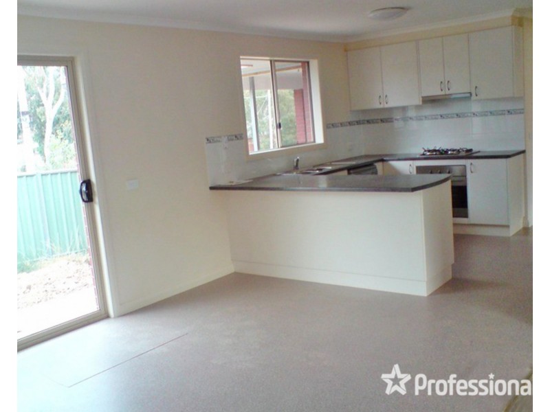 2 Tambour Heights, Golden Square VIC 3555