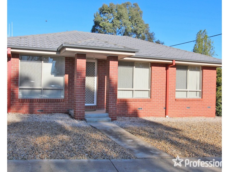 2 Tambour Heights, Golden Square VIC 3555