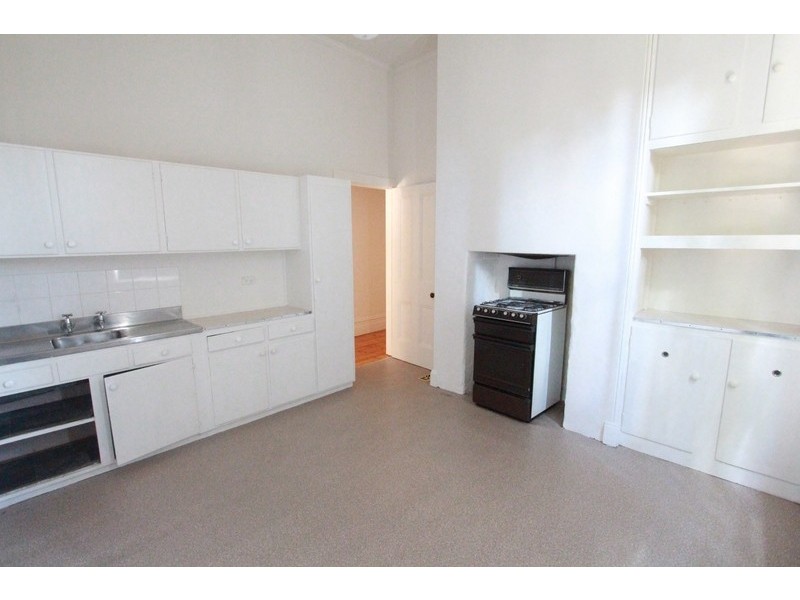 5a Harkness Street, Quarry Hill VIC 3550