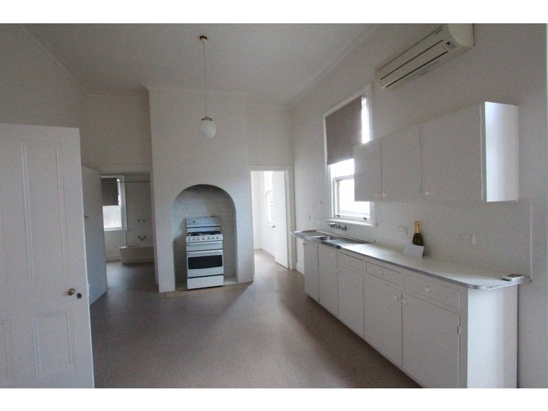 5a Harkness Street, Quarry Hill VIC 3550