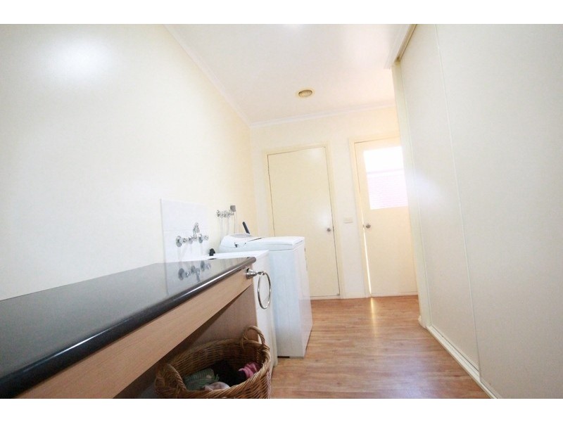 6 Glenshael Court, Strathfieldsaye VIC 3551