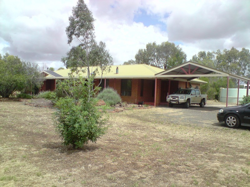 130 Powers Road, Marong VIC 3515