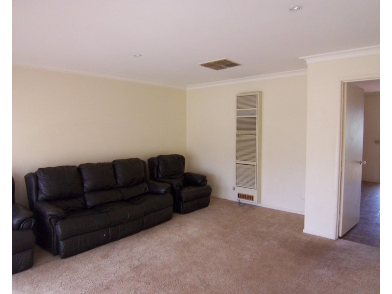 9 Hasker Court, Strathdale VIC 3550