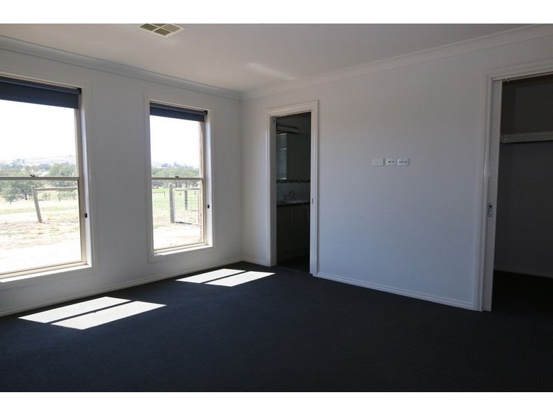 152 Sunrise Crescent, Lockwood South VIC 3551