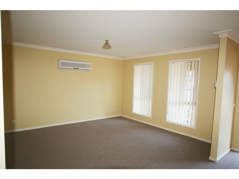 13 Chantelle Court, Kangaroo Flat VIC 3555