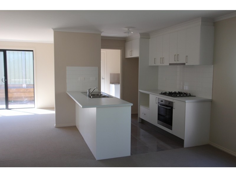 2/39a Orlando Street, Eaglehawk VIC 3556