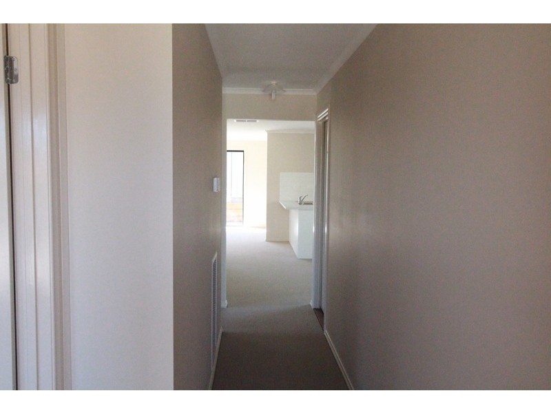 2/39a Orlando Street, Eaglehawk VIC 3556