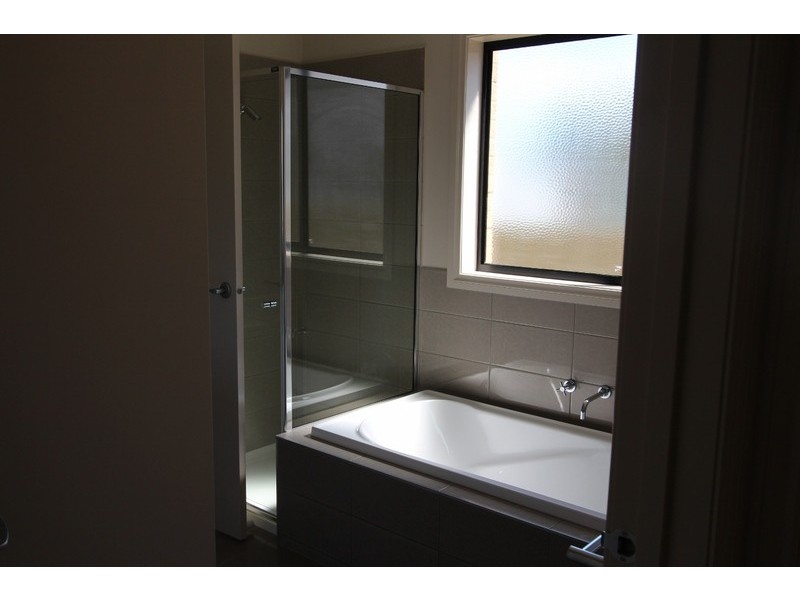 2/39a Orlando Street, Eaglehawk VIC 3556