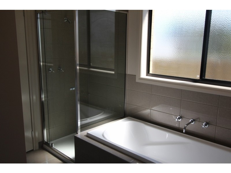 2/39a Orlando Street, Eaglehawk VIC 3556