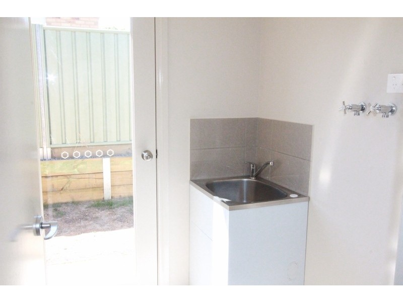 2/39a Orlando Street, Eaglehawk VIC 3556