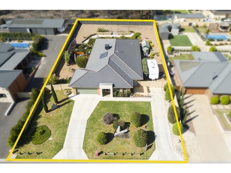 3 Bridle Court, Maiden Gully VIC 3551