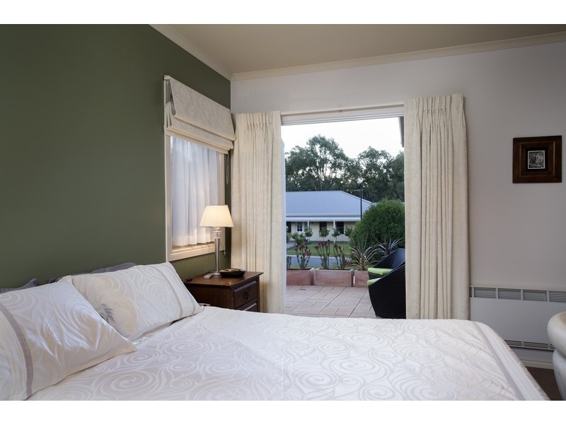 3 Bridle Court, Maiden Gully VIC 3551