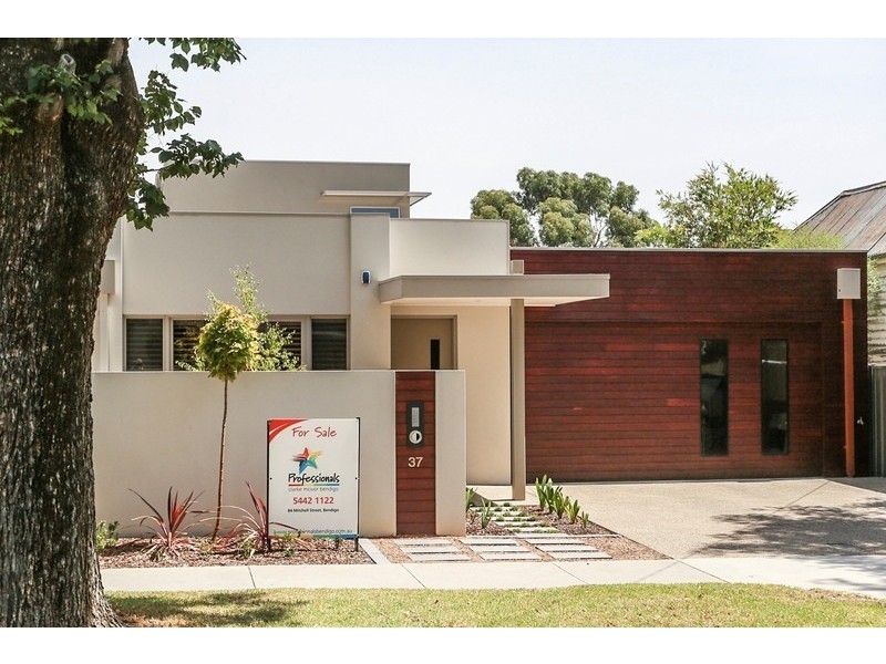 37  Hopetoun Street, Bendigo VIC 3550