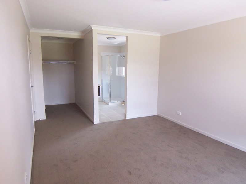 15 Tununga Circuit, Kangaroo Flat VIC 3555