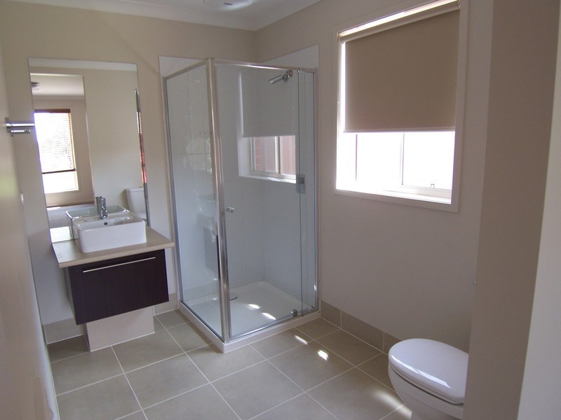 15 Tununga Circuit, Kangaroo Flat VIC 3555