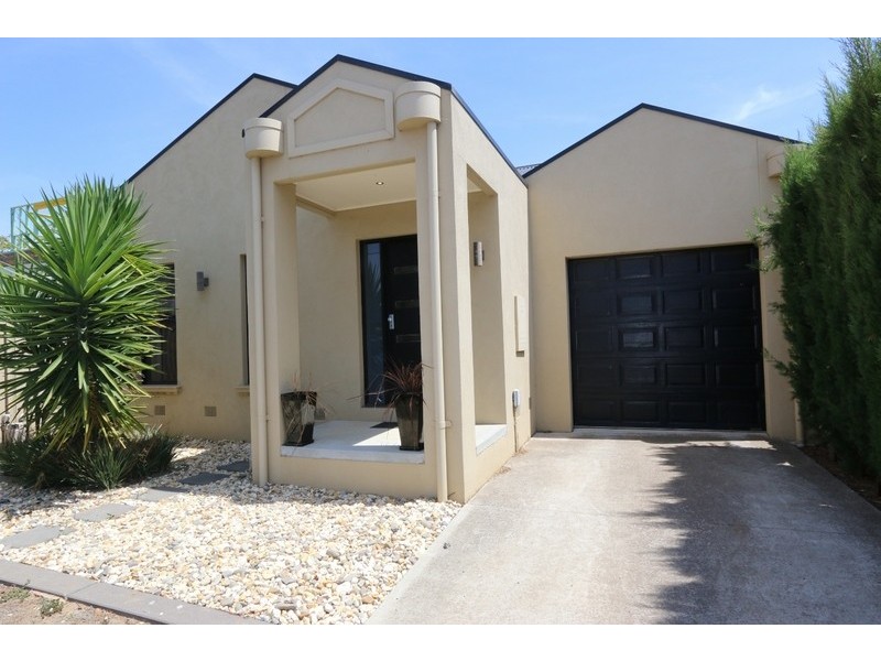 11 Bailes Street, Bendigo VIC 3550