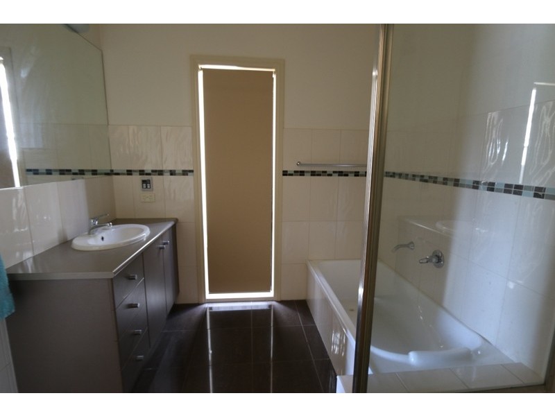 11 Bailes Street, Bendigo VIC 3550