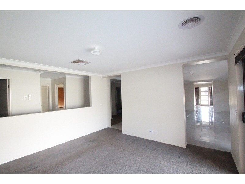 12 Dowker Street, Epsom VIC 3551