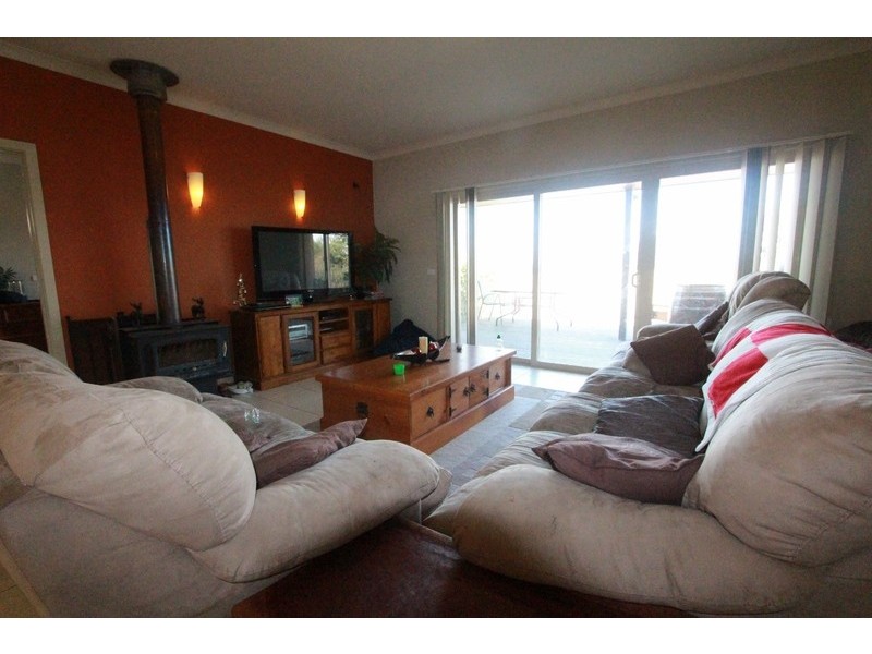 1 Mitchell Street, Axedale VIC 3551