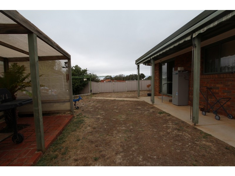 2A Alliance Avenue, California Gully VIC 3556