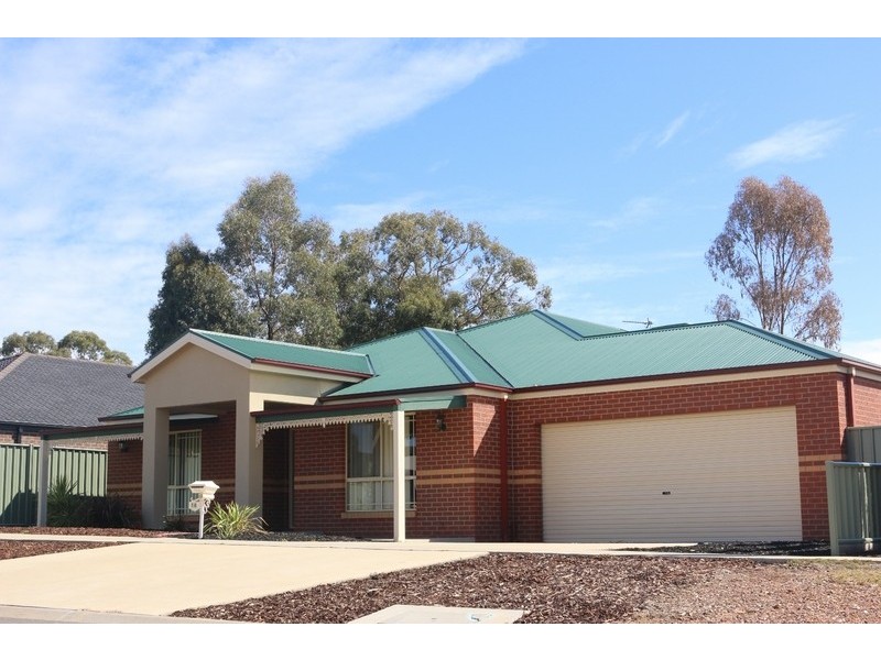 16 Lower Beckhams Road, Maiden Gully VIC 3551