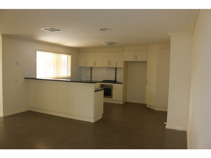 16 Lower Beckhams Road, Maiden Gully VIC 3551