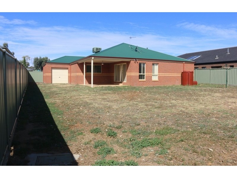 16 Lower Beckhams Road, Maiden Gully VIC 3551