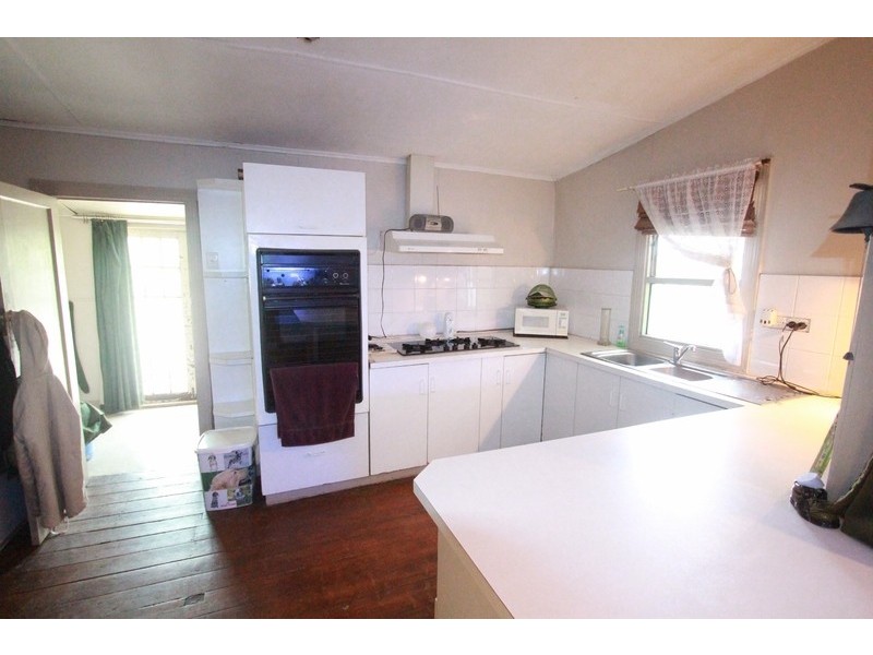 123 Eaglehawk Road, Long Gully VIC 3550