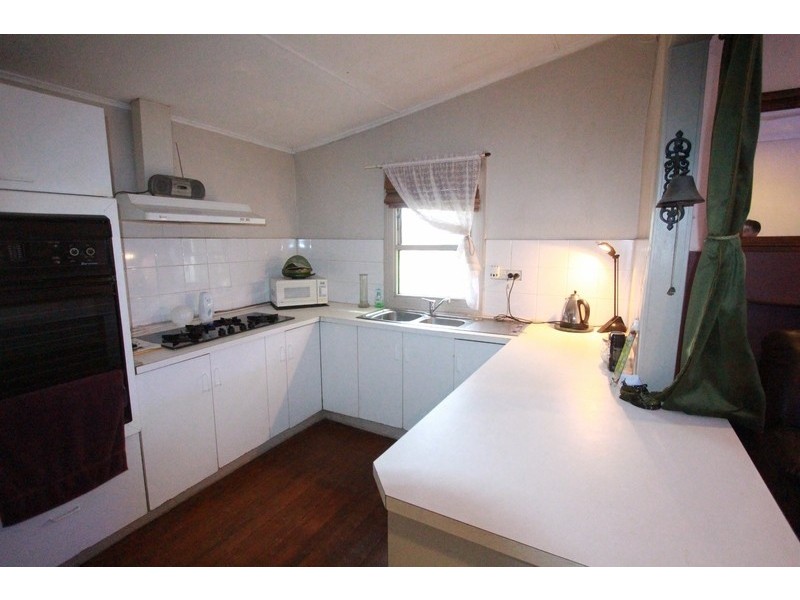 123 Eaglehawk Road, Long Gully VIC 3550