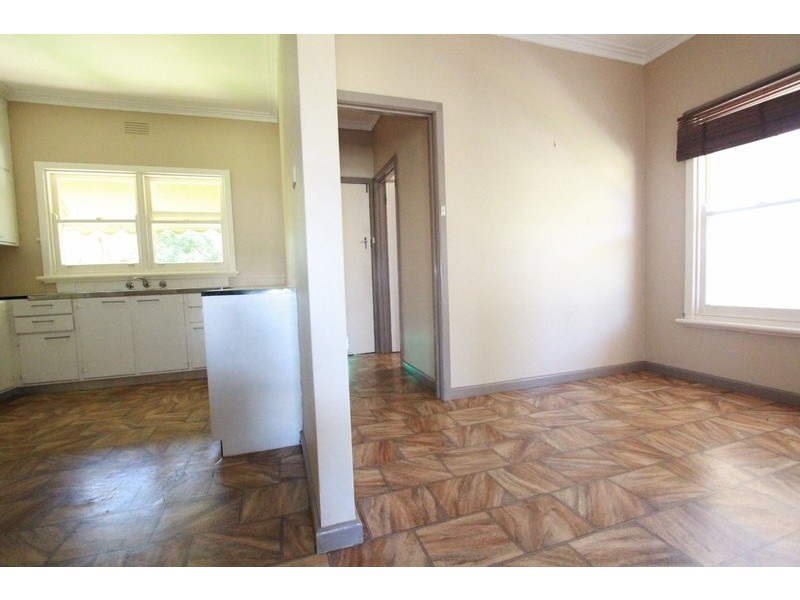 94 Somerville Street, Flora Hill VIC 3550