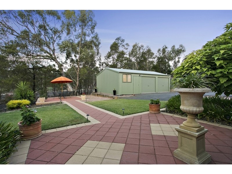 1 Sebastian Court, Spring Gully VIC 3550