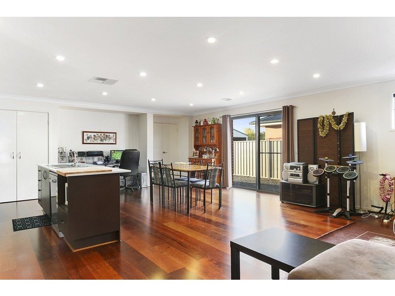 13 Sullivan Street, Ascot VIC 3551