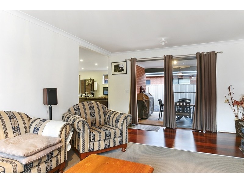 13 Sullivan Street, Ascot VIC 3551