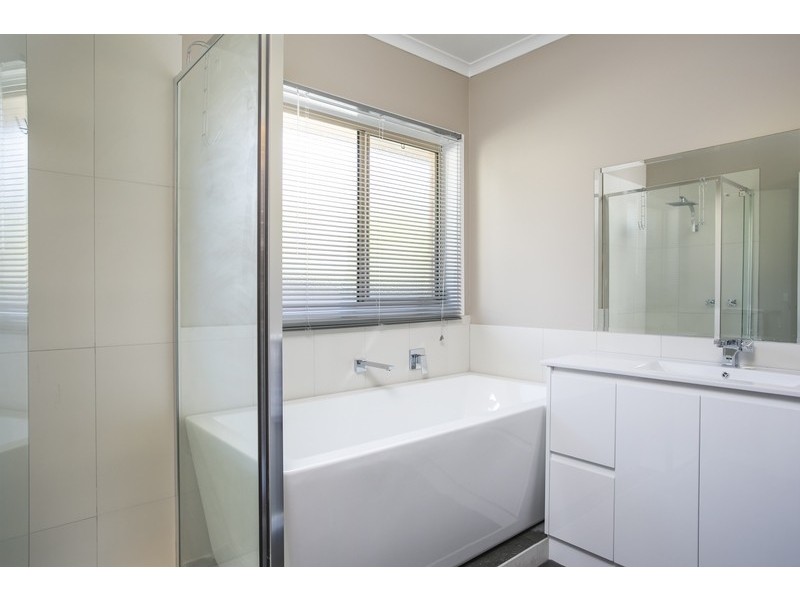 12 Bourke Drive, Strathdale VIC 3550